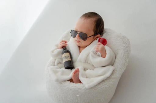 临朐宝宝多大可以喝水